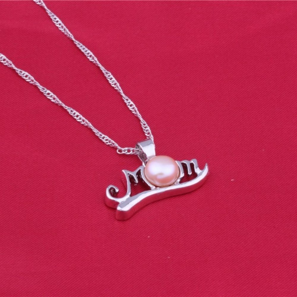 🌟HP🌟Gorgeous “Mom” Pearl Necklace - Picture 6 of 11